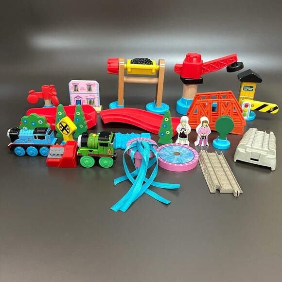 Learning Curve Brands Gullane Thomas Train Bridge Replacement Parts Pieces - Picture 2 of 7